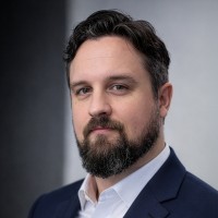Douglas Hand – iGaming Creative Director and Casino Review Author